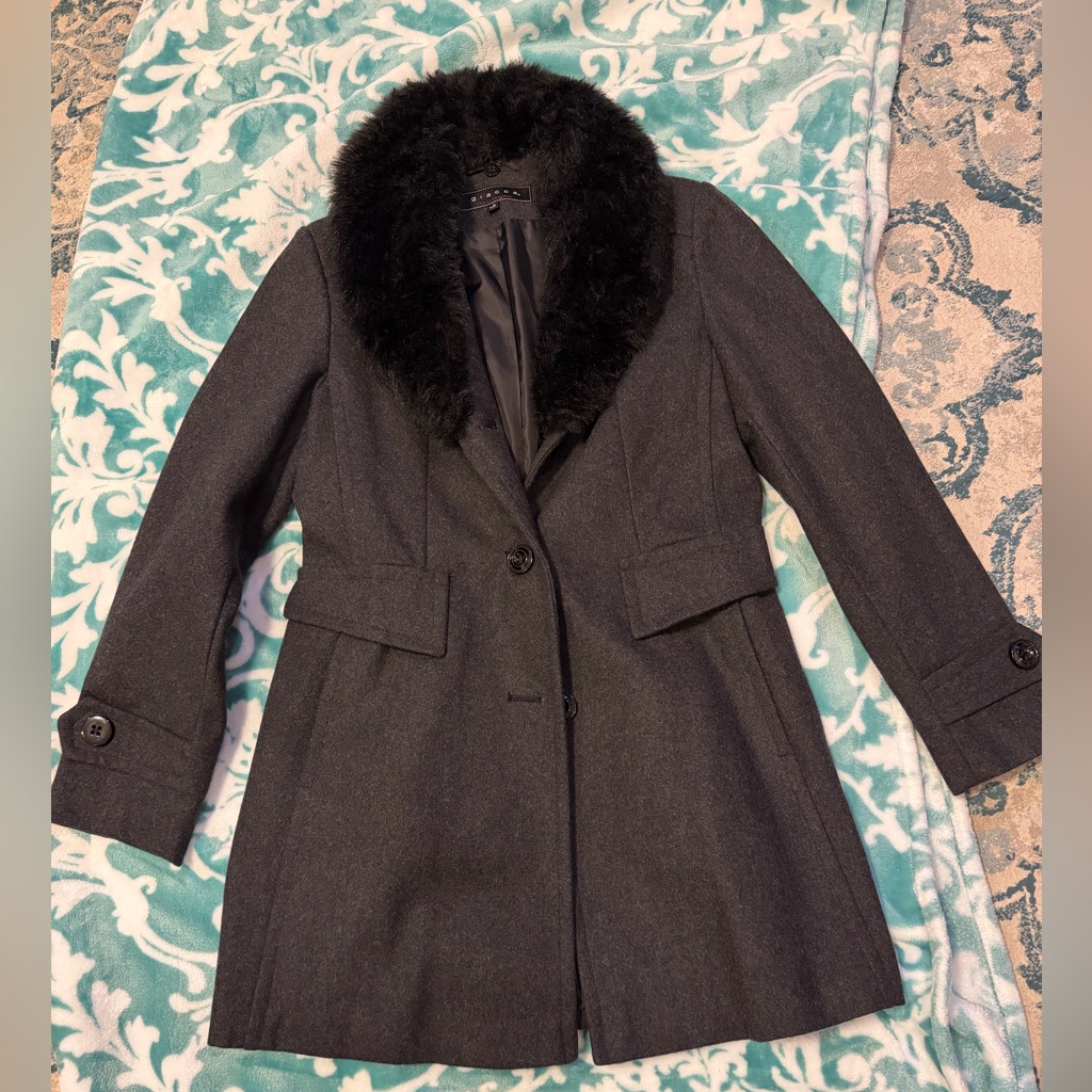 Giacca Charcoal Pea Coat With Black Faux Fur Collar